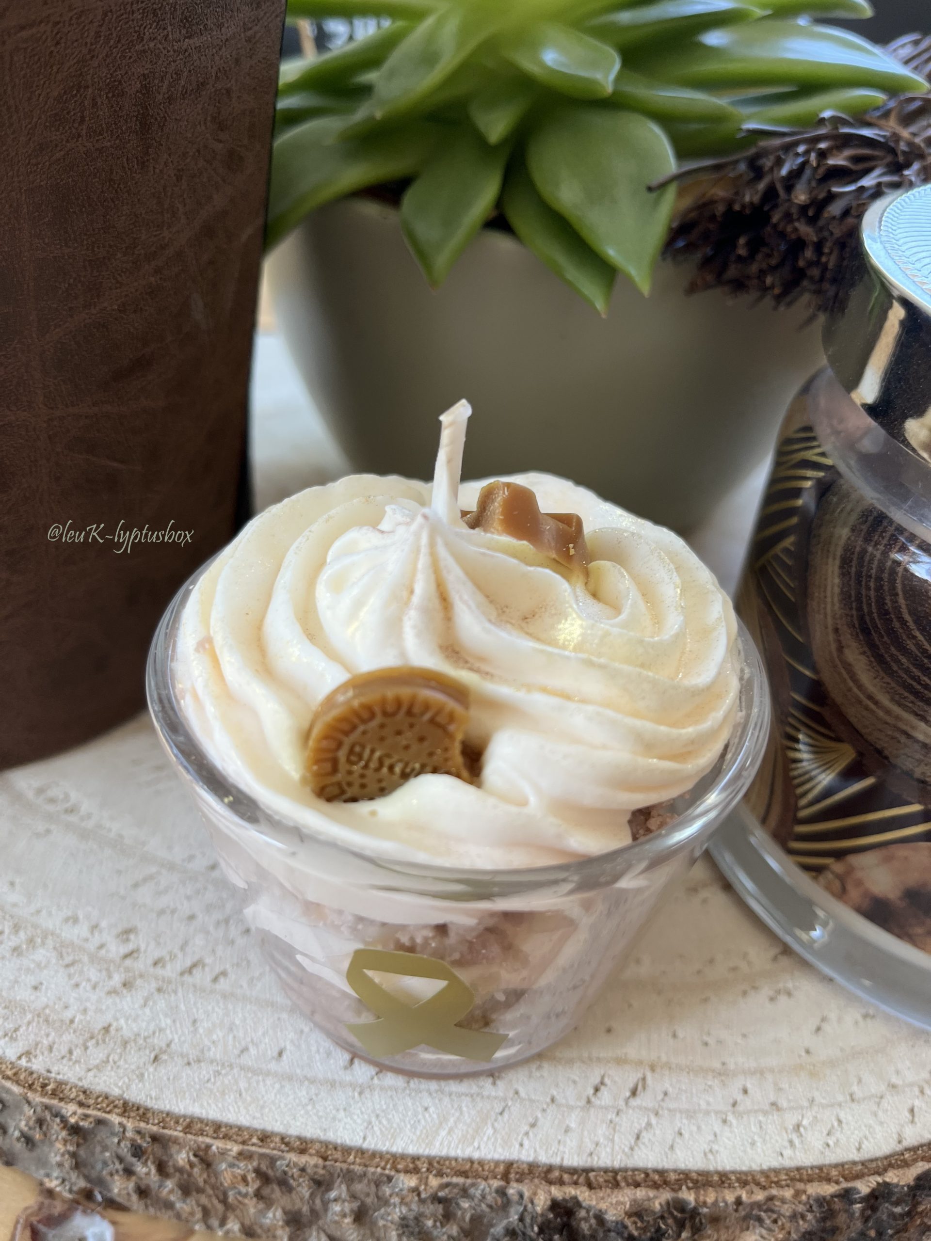 Bougie mousse pailletée