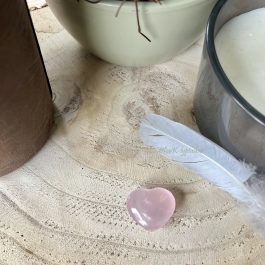 Coeur en quartz rose