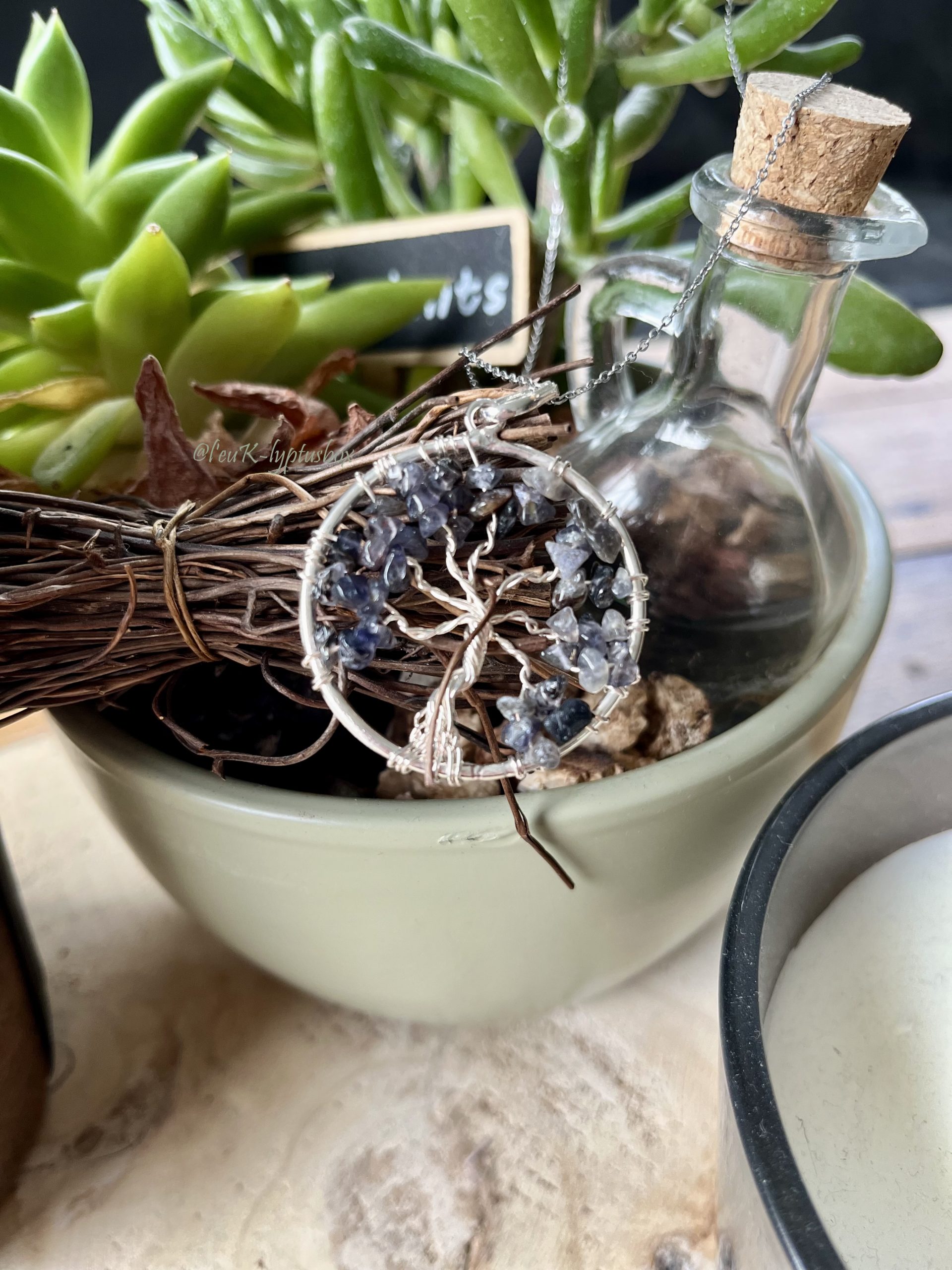 arbre de vie en pendentif lithothérapie